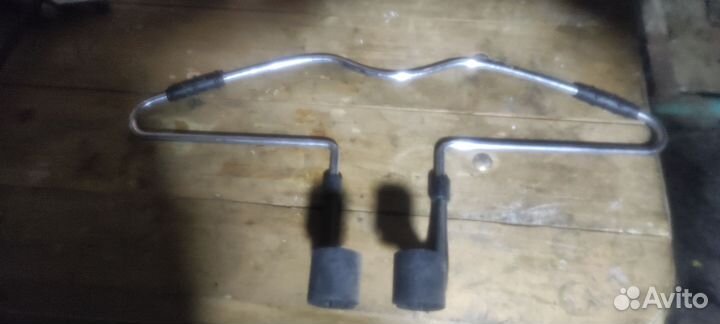 Вешалка в авто