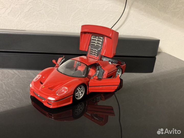 Модель Ferrari F50 1/24