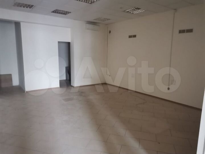 Помещение свободного назначения, 470 м²