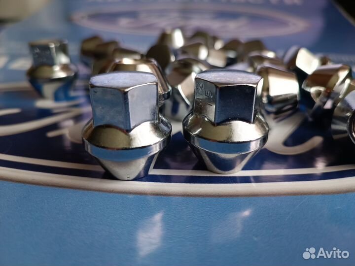 Гайки колесные на Форд высокий конус М12х1.5 хром