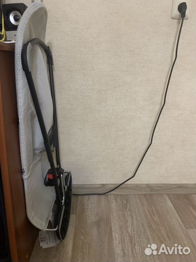 Шезлонг babybjorn оригинал