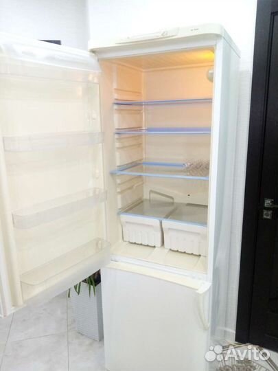 Холодильник Индезит ноу фрост