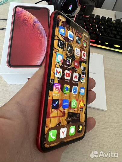 iPhone Xr, 64 ГБ