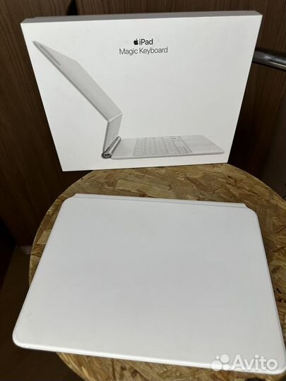 Apple magic keyboard iPad pro 11