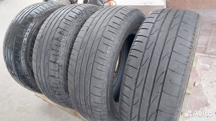 Bridgestone Dueler H/P Sport 215/65 R16 98H