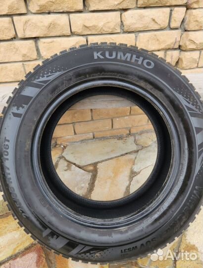 Kumho WinterCraft SUV Ice WS31 225/65 R17 106
