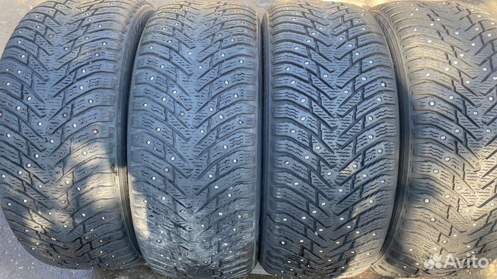Nokian Tyres Hakkapeliitta 8 225/50 R17