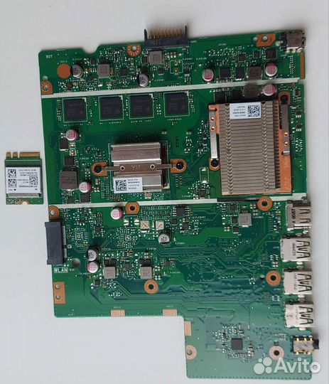 Ноутбук Asus r540n в разбор