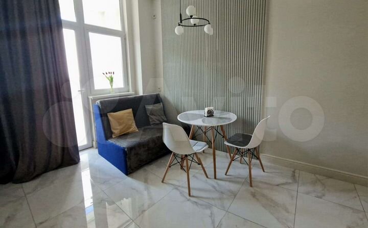 1-к. квартира, 42 м², 1/15 эт.