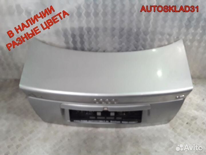Крышка багажника Audi A4 B5 8D5827023Q дорест