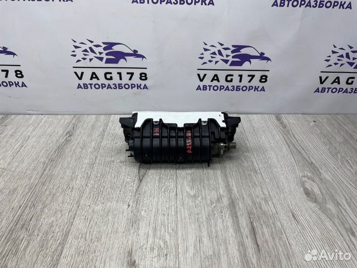 Подушка безопасности в торпедо Audi A4 B8 cgka 2.7