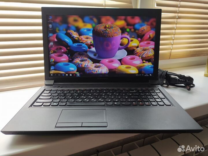 Ноутбук Lenovo 4 Гб, ssd диск