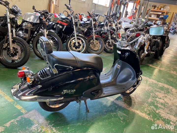 Максискутер Honda Joker