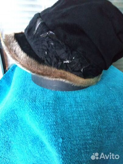 Головные уборы женские