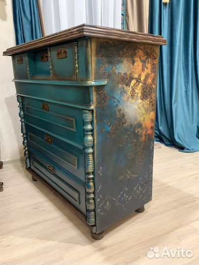 Комод старинный