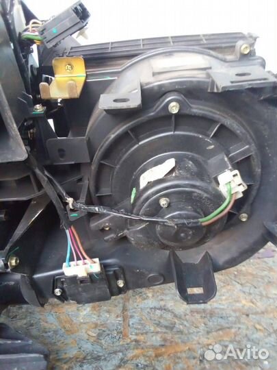 Печка Geely Emgrand EC7