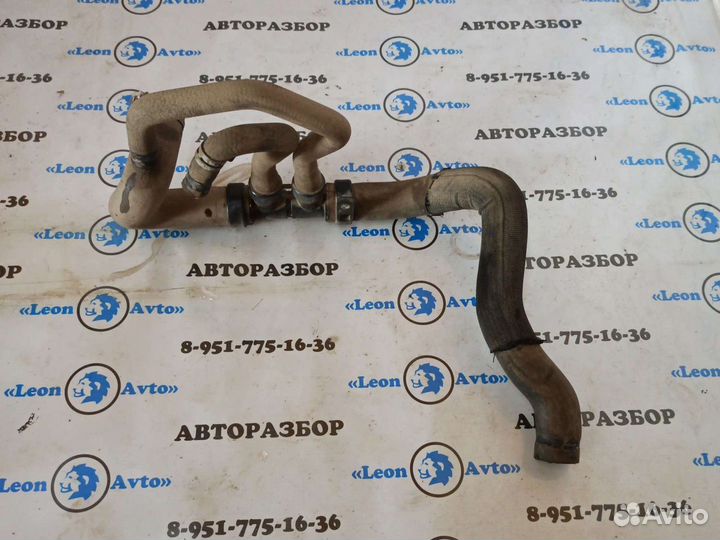 Патрубок радиатора нижний Peugeot 3008 EP6 Turbo