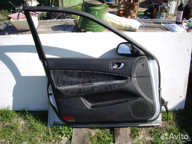 Дверь передняя левая от Мицубиси Галант двиг. 4G93