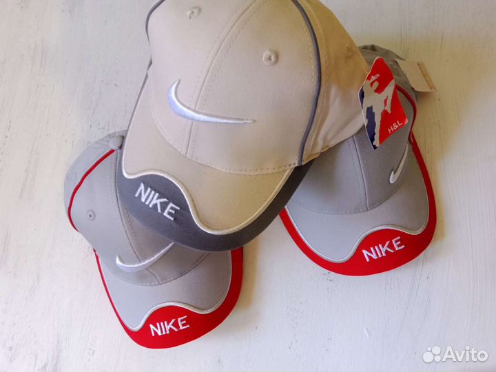 Кепка Найк новая