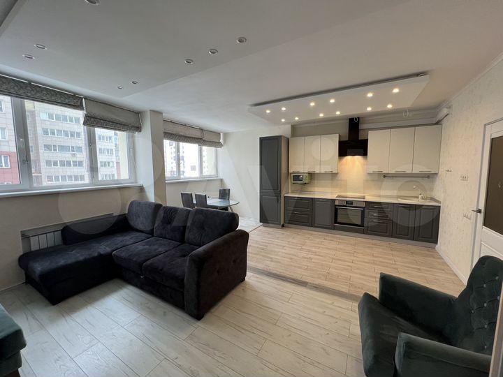 1-к. квартира, 42 м², 8/17 эт.