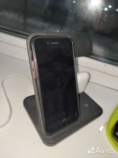 iPhone SE (2020), 128 ГБ