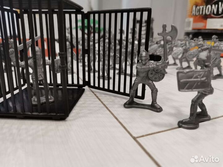 Игрушки наборы для мальчиков