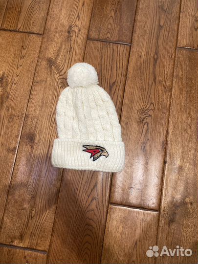 Шапка хокейного клуба авангард