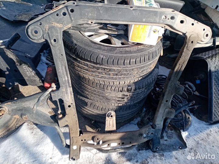 Renault logan подрамник передний