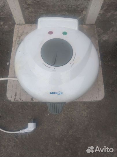 Электрическая вафельница