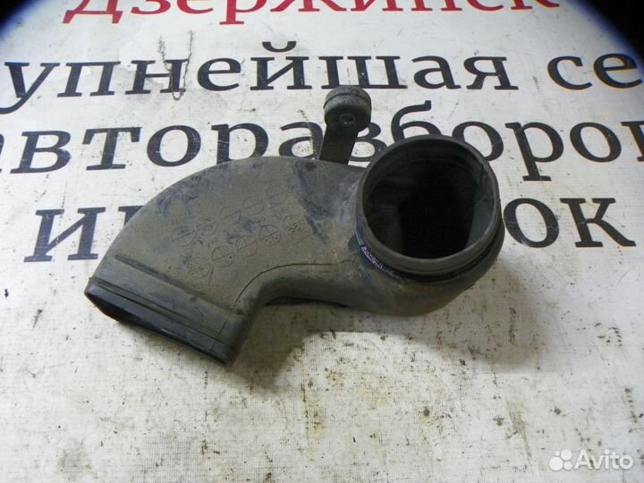 Патрубок воздушного фильтра Kia Sportage