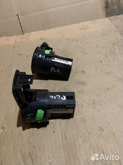 Блок управления светом Volkswagen Polo