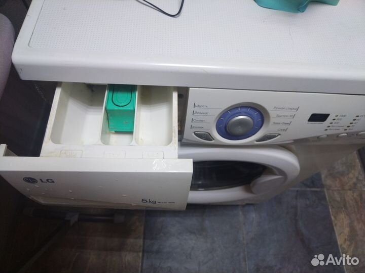 Стиральная машина LG WD 80130N С 5кг