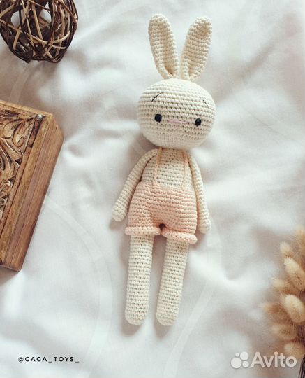 Вязаный зайчик