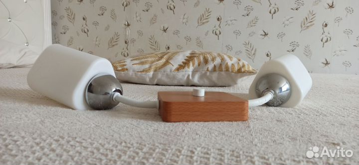 Люстра с двумя плафонами