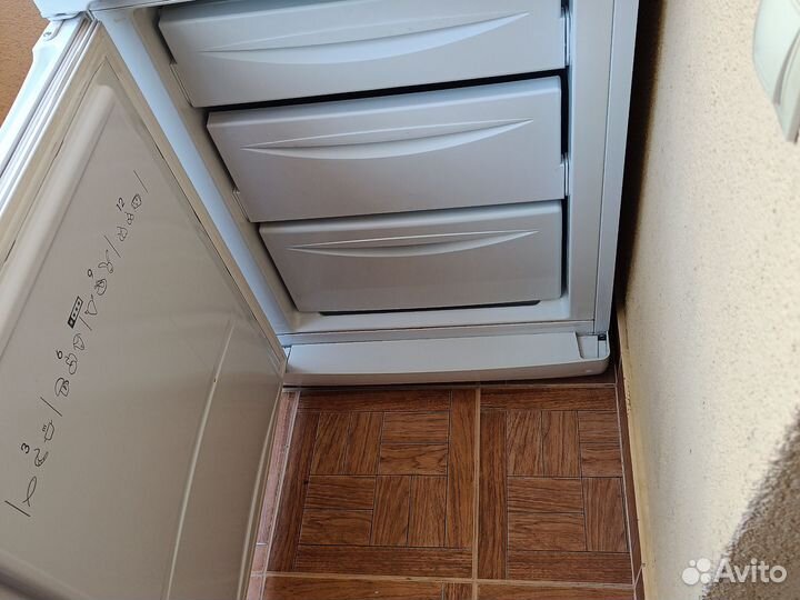 Холодильник бу