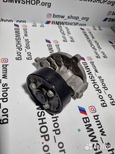 Водяная помпа BMW 2 F22/F23 2016 11518631692