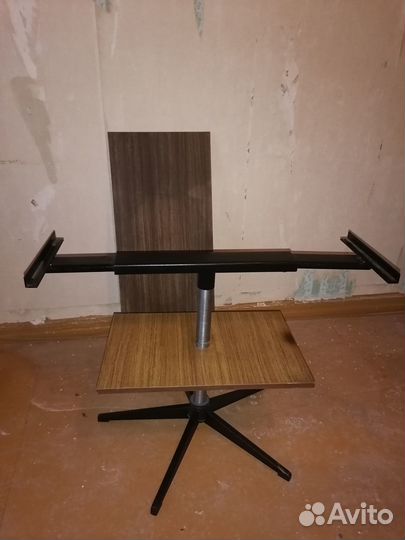 Плдставка под телевизор