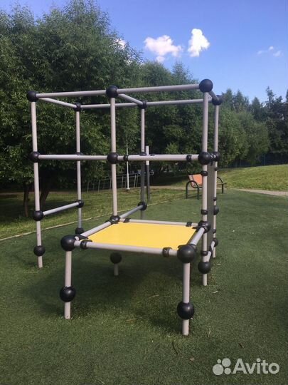 Турник тройной