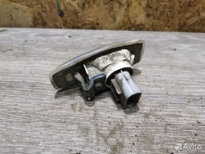 Повторитель в крыло Hyundai Getz