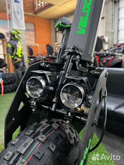 Электросамокат MAD 1600W