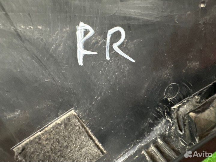 Накладка рамки двери задняя правая Ford Focus 3