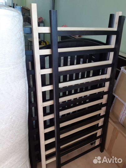 Детская кроватка манеж с маятником и матрасос