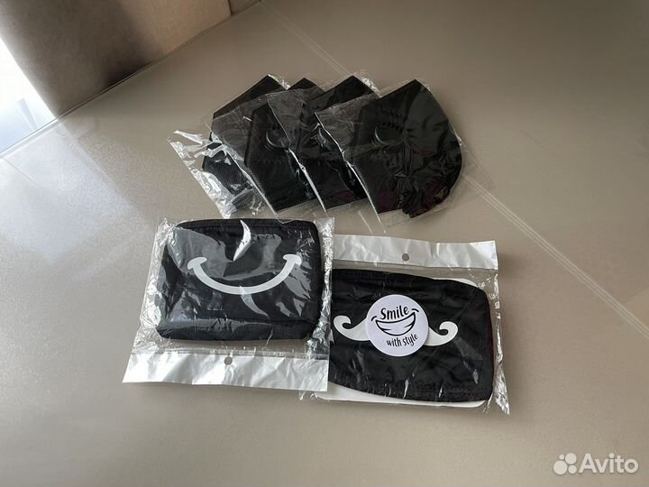 Защитные маски новые многоразовые