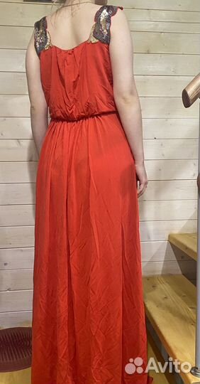 Вечернее платье в пол красное