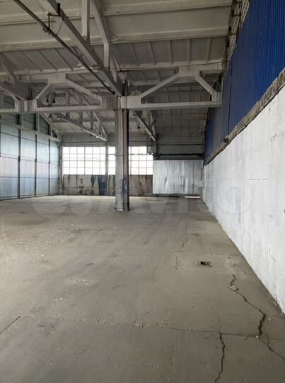 Склад, 648 м²