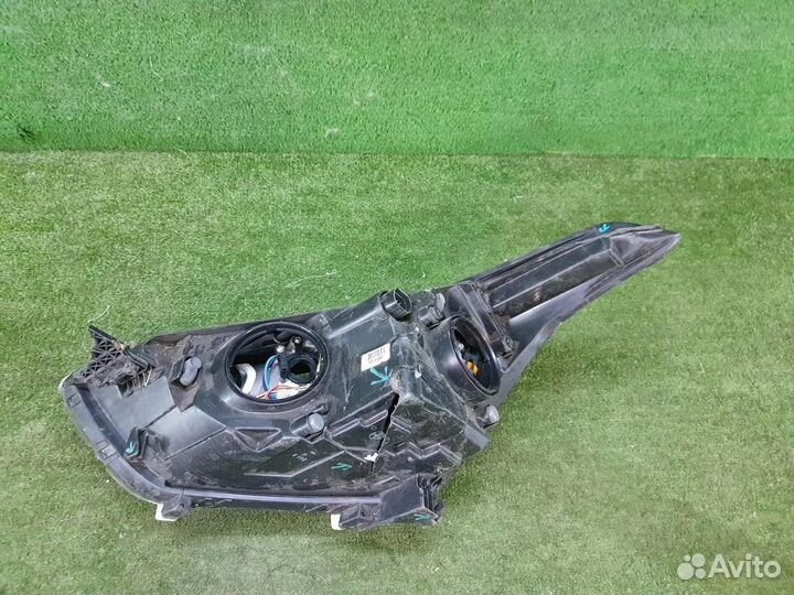 Фара правая Hyundai Creta