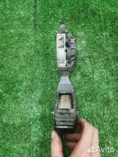 Ролик обводной навесного оборудования Citroen C4