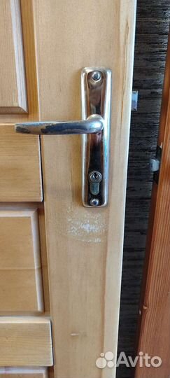 Дверь деревянная бу