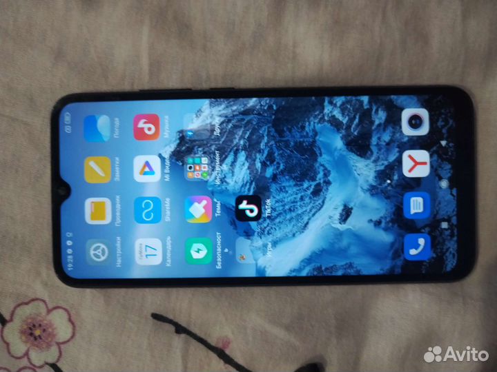 Мобильные телефоны бу редми 9