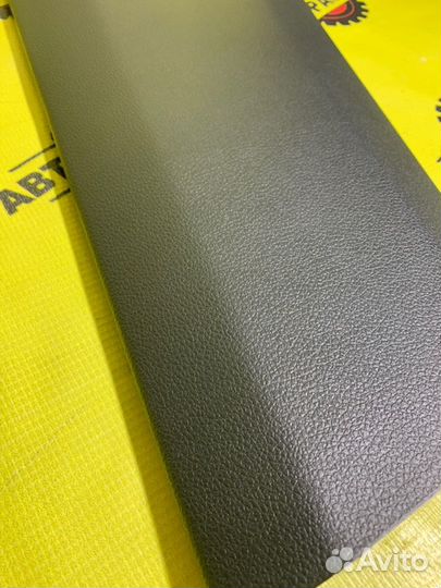 Обшивка стойки правая Vw Polo 5 1.6 2019